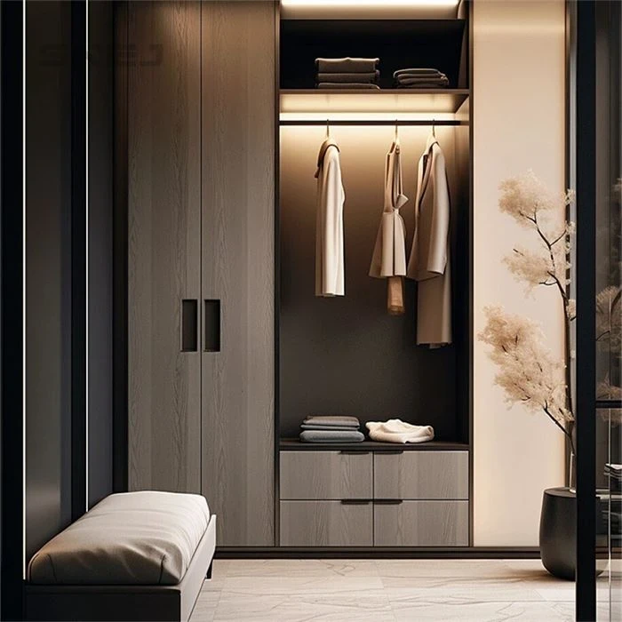 Fitted wardrobe combining closed cupboards with open storage - Big Open Closet by SNEJ, image 3