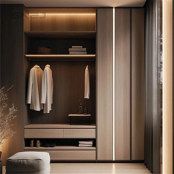 Fitted wardrobe combining closed cupboards with open storage - Open Face Closet by SNEJ, image 2