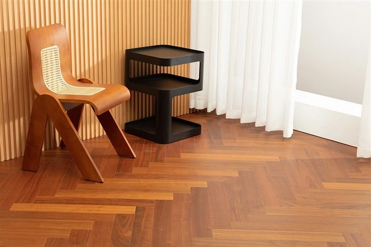 Glossy Kitchen Laminate Flooring price