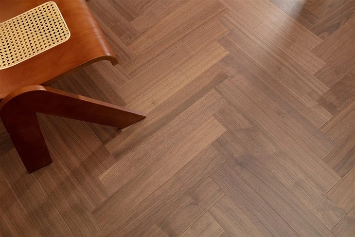 Glossy Kitchen Laminate Flooring high quality