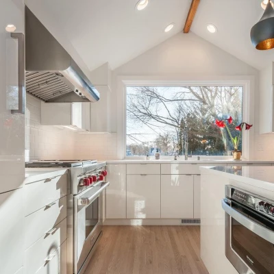 Matte Vs Gloss Kitchen Cabinets: Which Finish Is Right For Your Home?